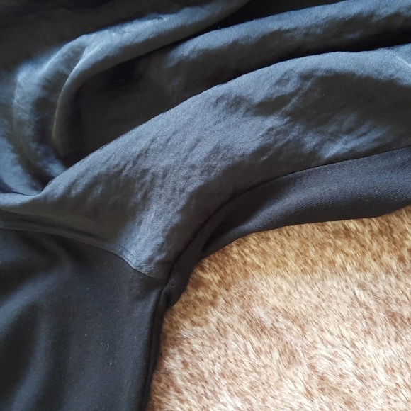 Vince Camuto Women's Drape Neck Quarter-Length Sleeve Top, Black, XS - Picture 9 of 12